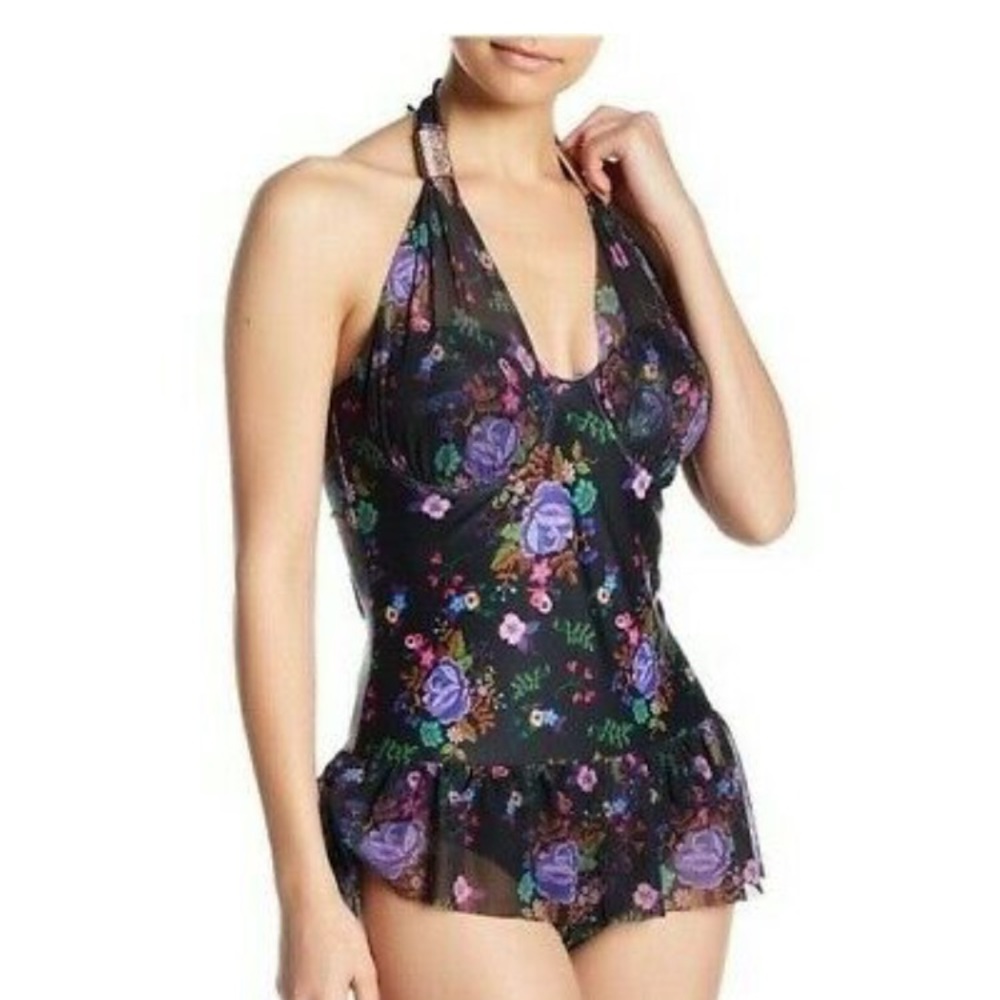 NWT Marilyn Monroe Floral Swimsuit